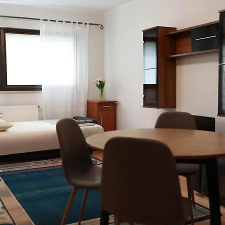 Mieszkanie 3 * Warsaw